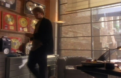 S1ep1Tapecaps-00153.jpg