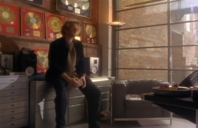 S1ep1Tapecaps-00154.jpg