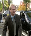 lewisdvdbtscaps-00039.jpg