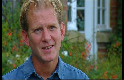 Maurice2004dvdintscaps-00192.jpg