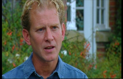 Maurice2004dvdintscaps-00204.jpg