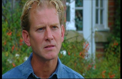 Maurice2004dvdintscaps-00230.jpg