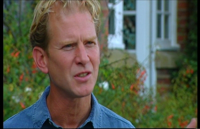 Maurice2004dvdintscaps-00240.jpg