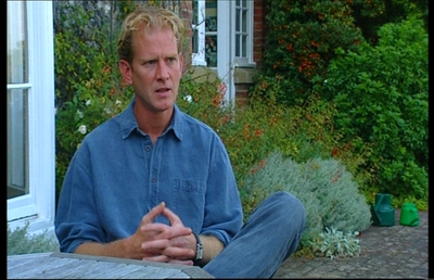 Maurice2004dvdintscaps-00288.jpg