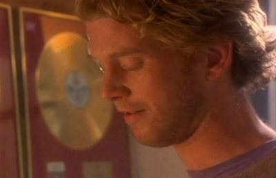 S1ep1Tapecaps-00313.jpg