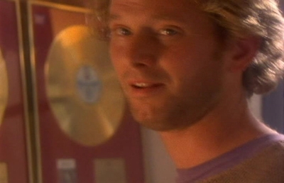 S1ep1Tapecaps-00317.jpg