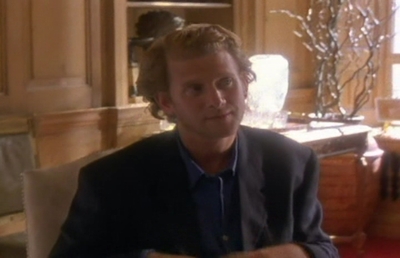 S1ep1Tapecaps-00533.jpg
