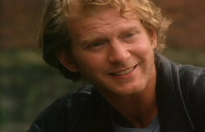 S1ep1Tapecaps-00668.jpg