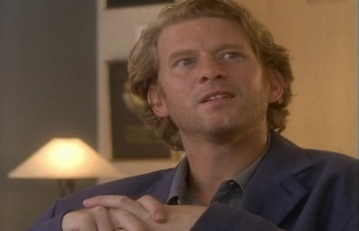 S1ep1TDealcaps-00248.jpg