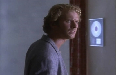S1ep1TDealcaps-00337.jpg