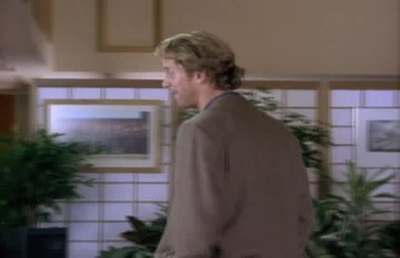 S1ep4TTripscaps-00060.jpg