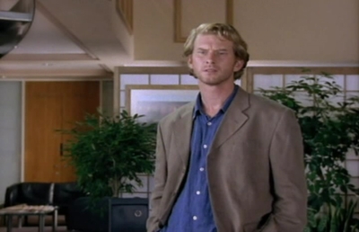 S1ep4TTripscaps-00066.jpg