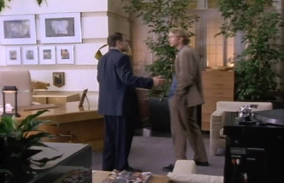 S1ep4TTripscaps-00069.jpg