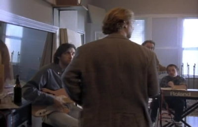 S1ep4TTripscaps-00153.jpg