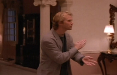 S1ep4TTripscaps-00380.jpg