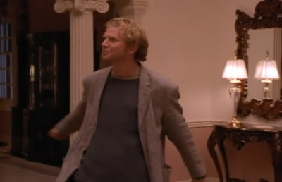 S1ep4TTripscaps-00381.jpg