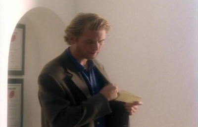 S1ep6TCallscaps-00134.jpg