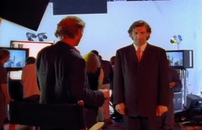 S1ep7TEndscaps-00049.jpg