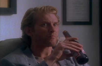 S1ep7TEndscaps-00229.jpg